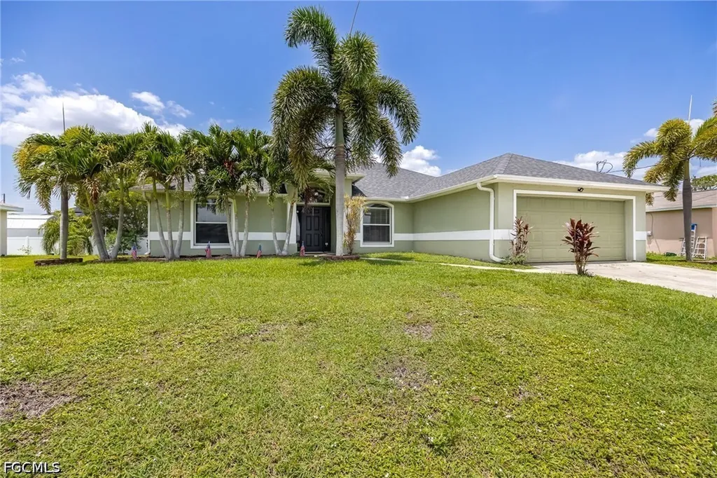 1605 NW 23rd Street Cape Coral FL 33993