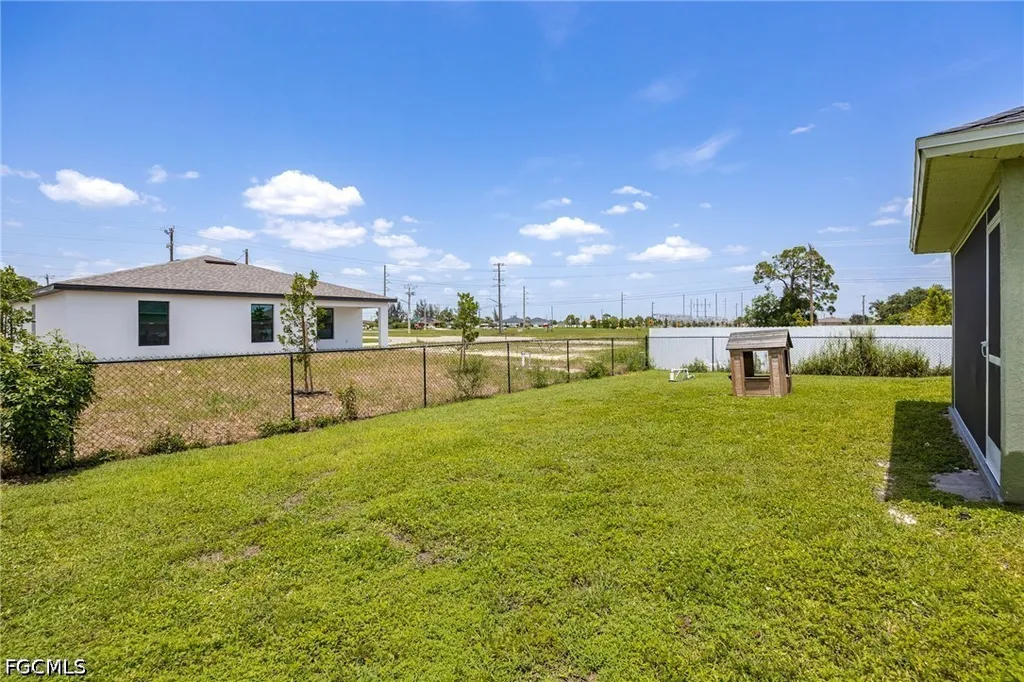 1605 NW 23rd Street Cape Coral FL 33993