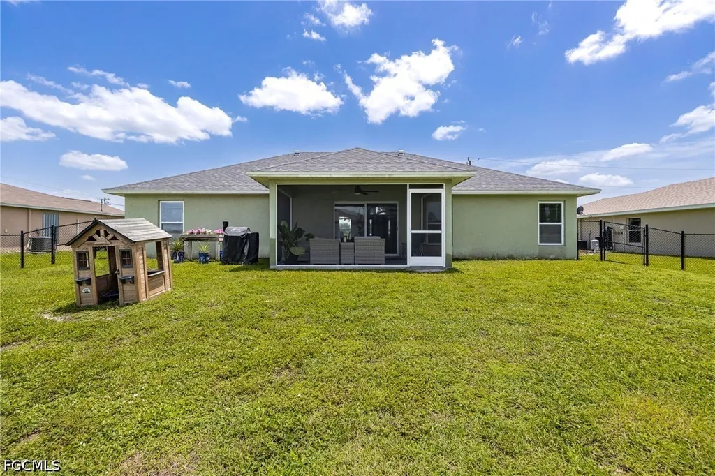 1605 NW 23rd Street Cape Coral FL 33993