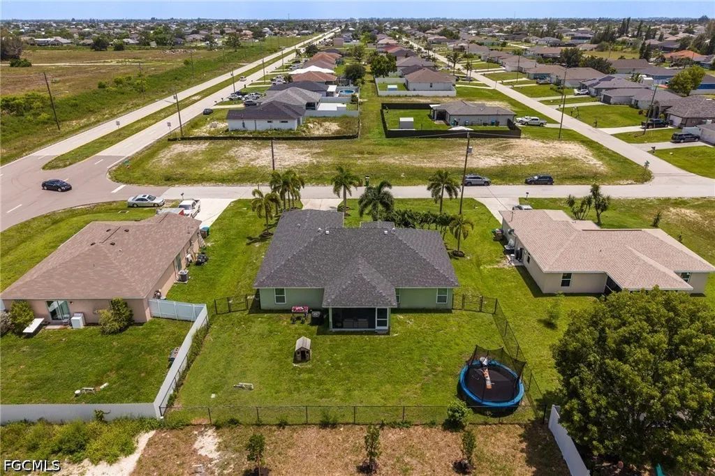 1605 NW 23rd Street Cape Coral FL 33993