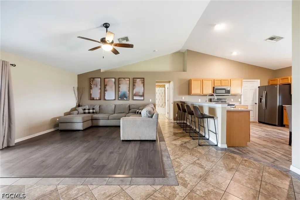 1605 NW 23rd Street Cape Coral FL 33993