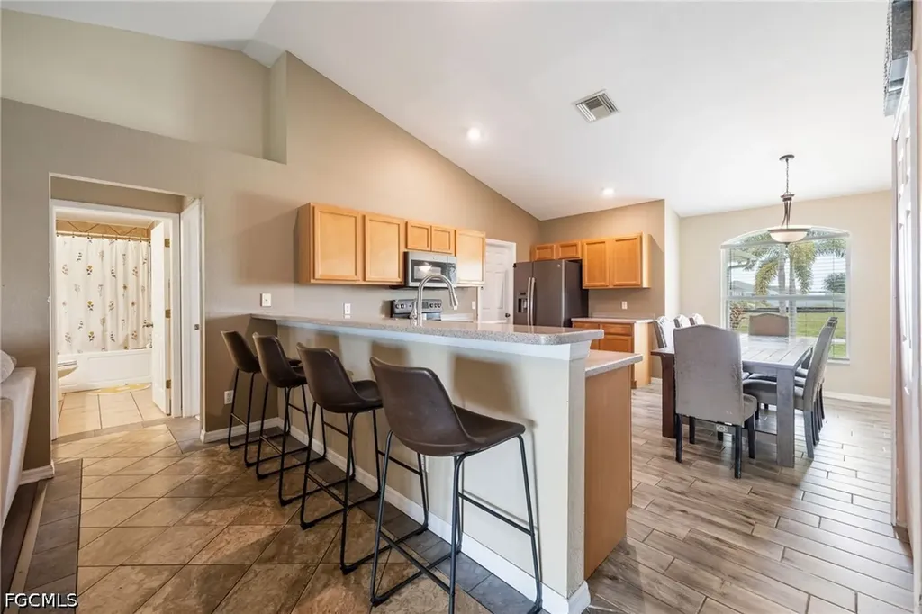 1605 NW 23rd Street Cape Coral FL 33993