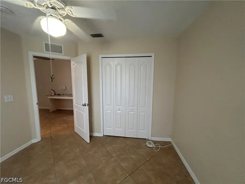 6012 Thrush Avenue Fort Myers FL 33905