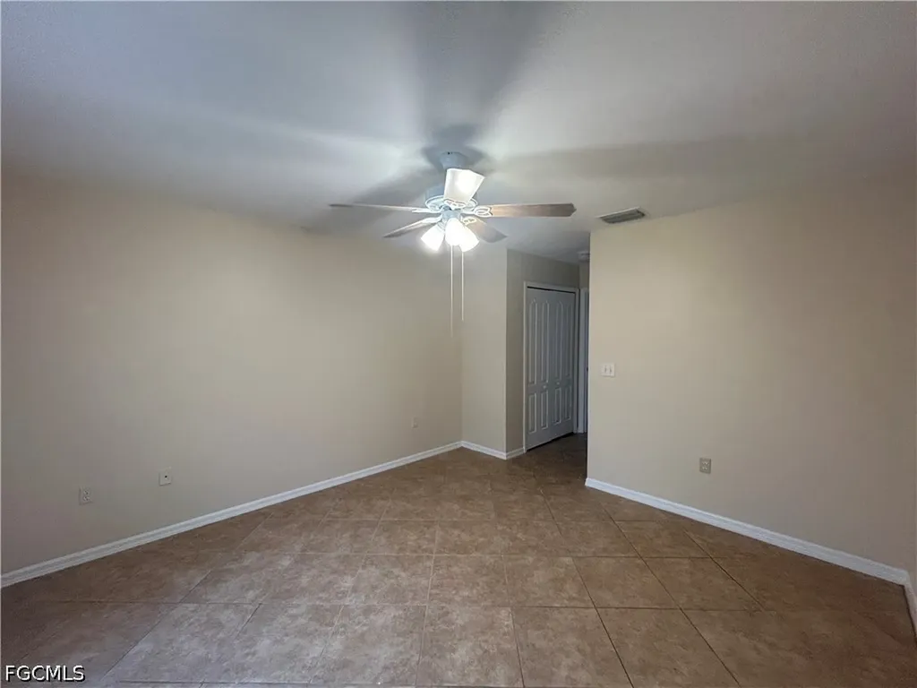 6012 Thrush Avenue Fort Myers FL 33905