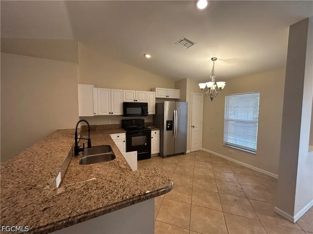 6012 Thrush Avenue Fort Myers FL 33905