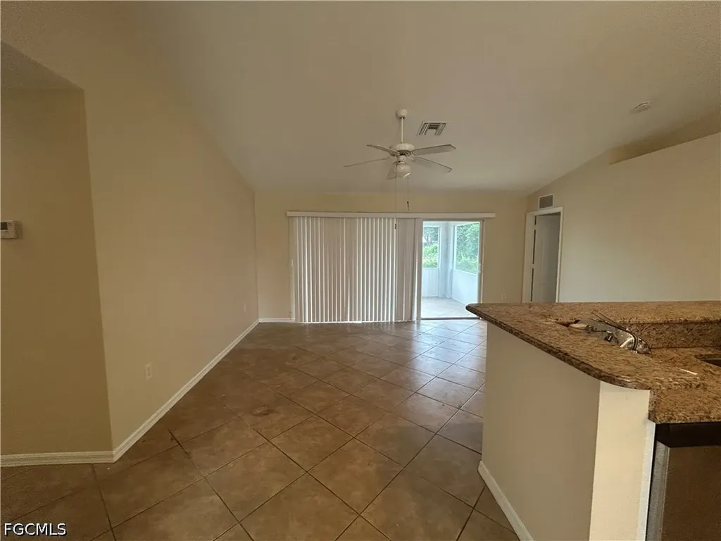 6012 Thrush Avenue Fort Myers FL 33905