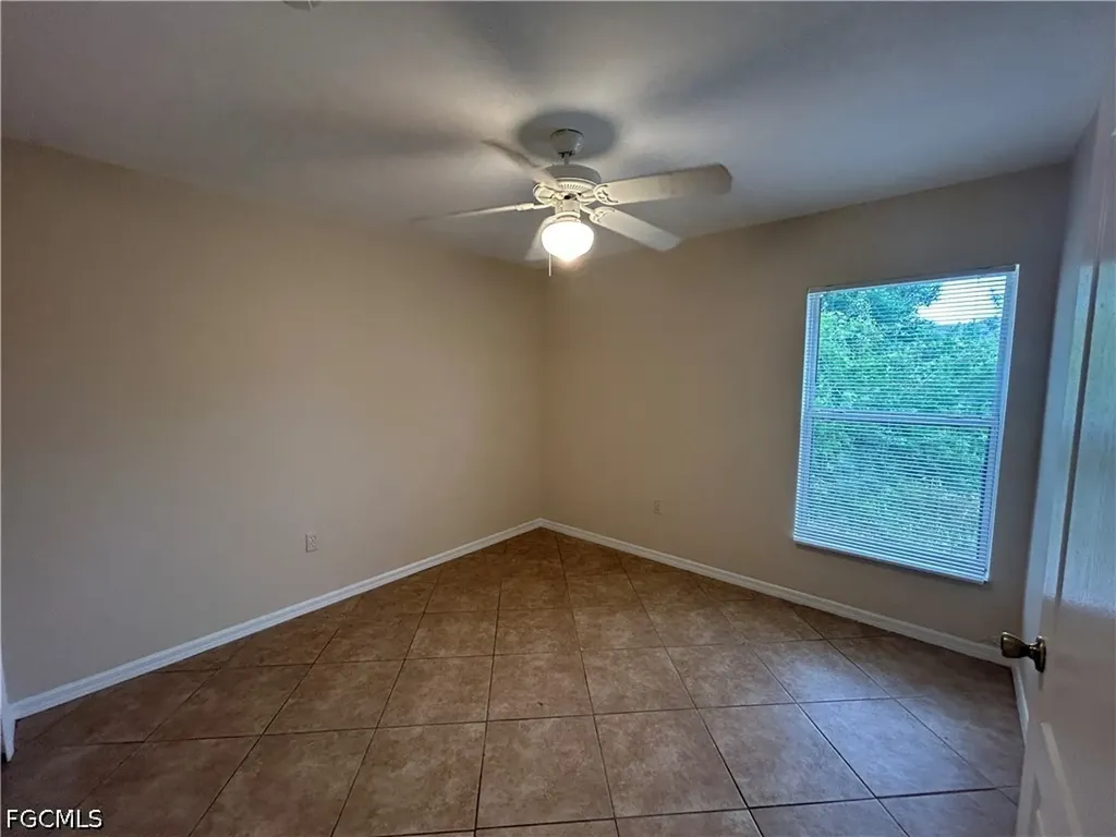 6012 Thrush Avenue Fort Myers FL 33905