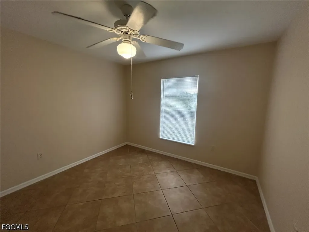 6012 Thrush Avenue Fort Myers FL 33905