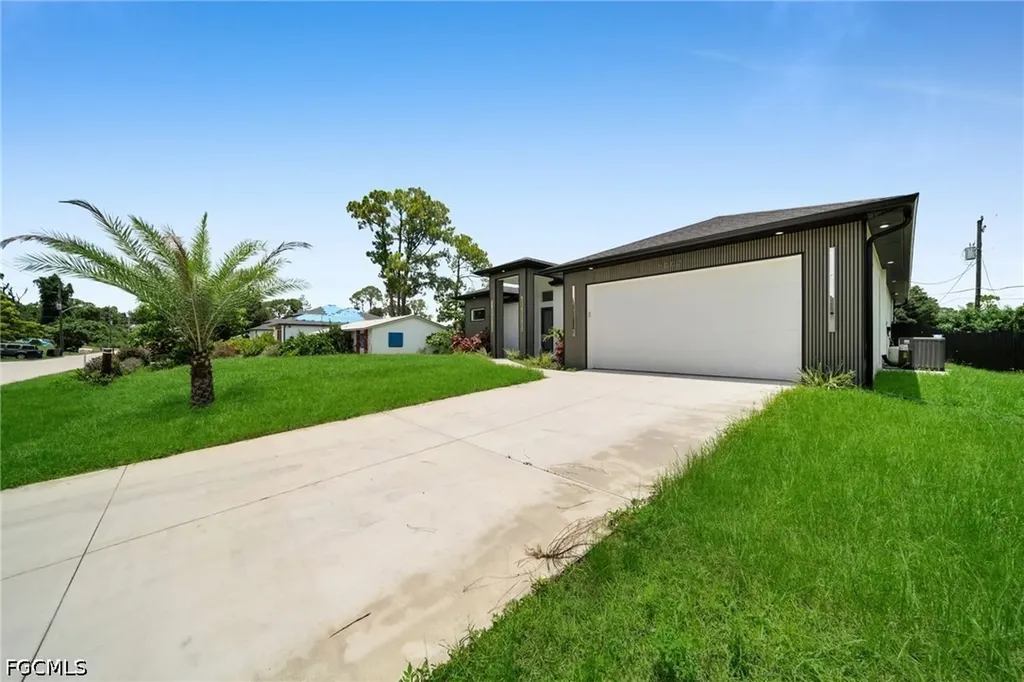 5002 2nd Street W Lehigh Acres FL 33971