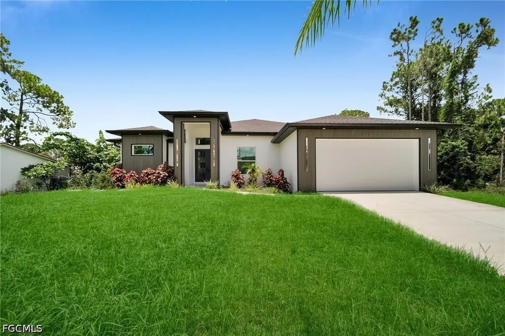 5002 2nd Street W Lehigh Acres FL 33971