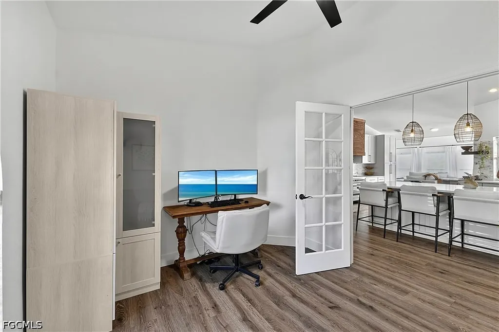 17 SE 15th Avenue Cape Coral FL 33990