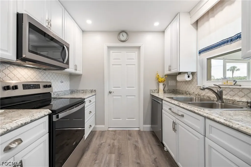2138 Dominica Avenue Fort Myers FL 33905