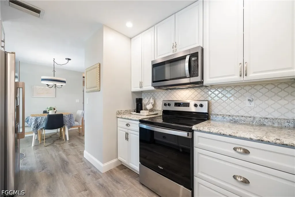 2138 Dominica Avenue Fort Myers FL 33905