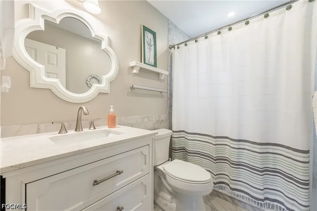 2138 Dominica Avenue Fort Myers FL 33905