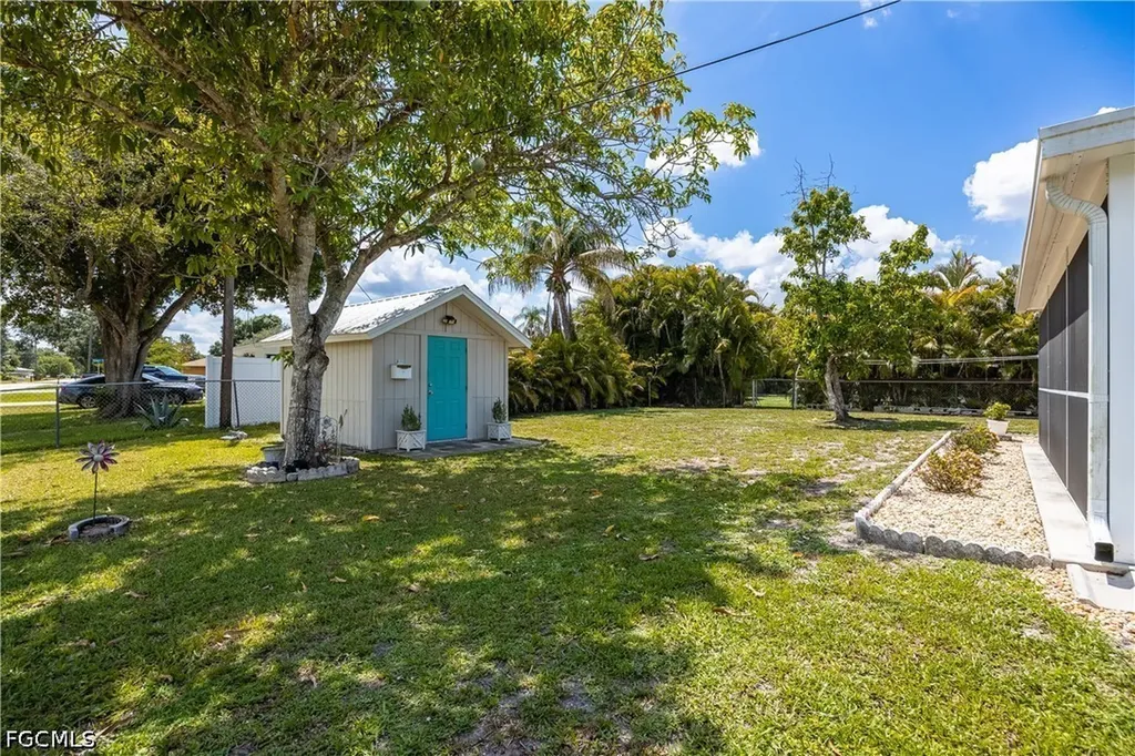 2138 Dominica Avenue Fort Myers FL 33905