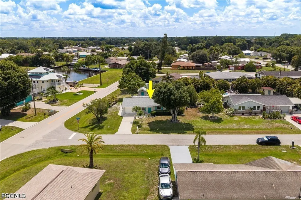 2138 Dominica Avenue Fort Myers FL 33905