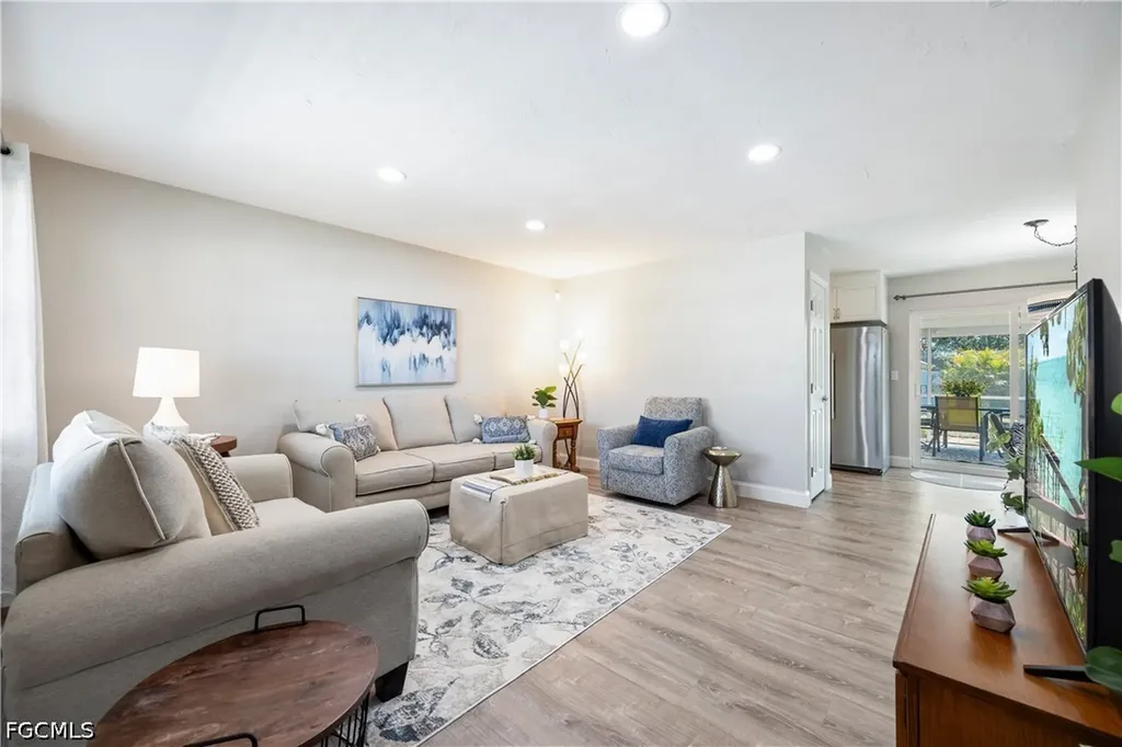 2138 Dominica Avenue Fort Myers FL 33905