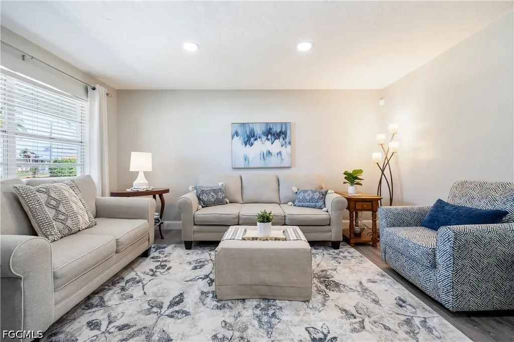 2138 Dominica Avenue Fort Myers FL 33905