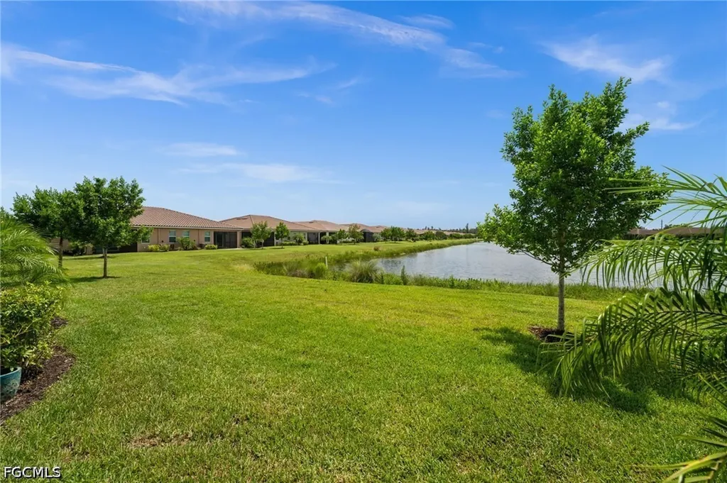 10288 Bonavie Cove Drive Fort Myers FL 33966
