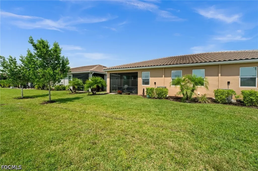 10288 Bonavie Cove Drive Fort Myers FL 33966