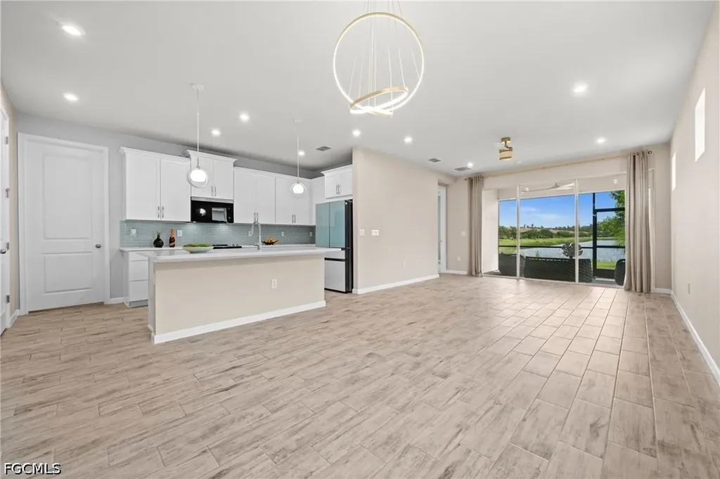 10288 Bonavie Cove Drive Fort Myers FL 33966