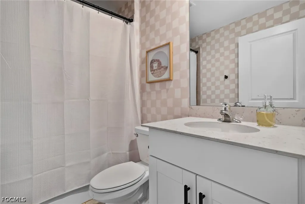 4085 San Clemente Court North Fort Myers FL 33917