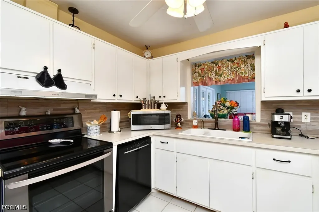 1701 Ridgecrest Street Lehigh Acres FL 33936