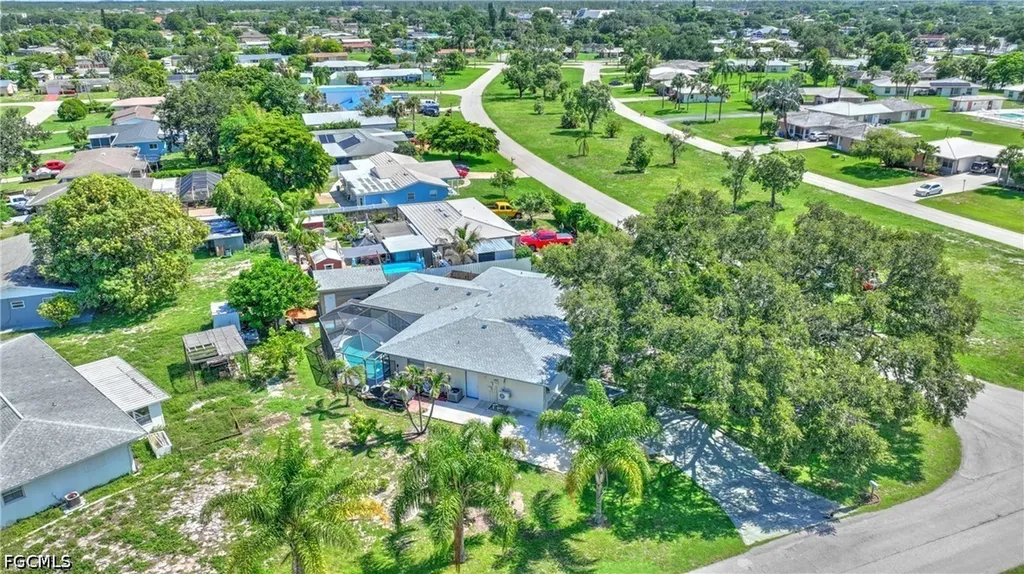 1701 Ridgecrest Street Lehigh Acres FL 33936