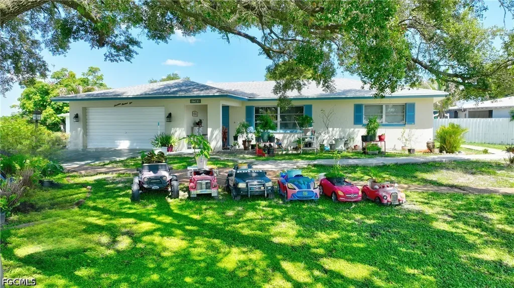 1701 Ridgecrest Street Lehigh Acres FL 33936