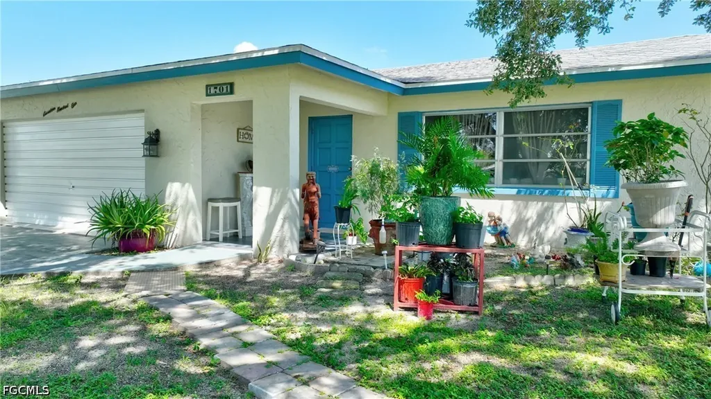 1701 Ridgecrest Street Lehigh Acres FL 33936