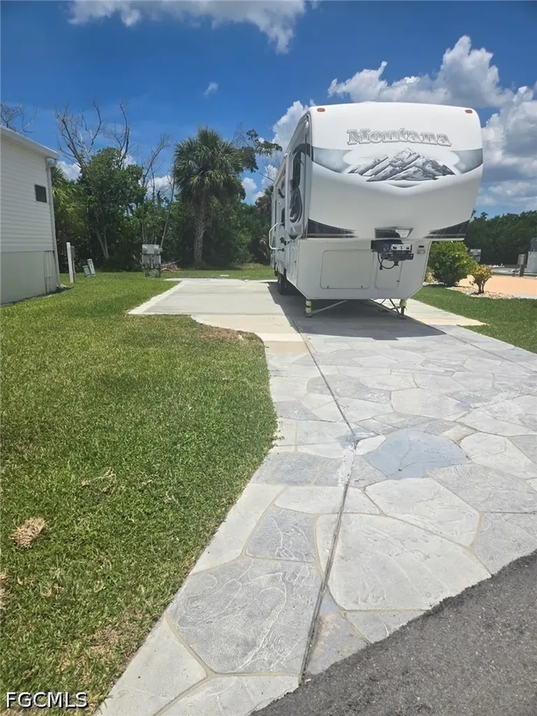 19681 Summerlin #423 Road Fort Myers FL 33908