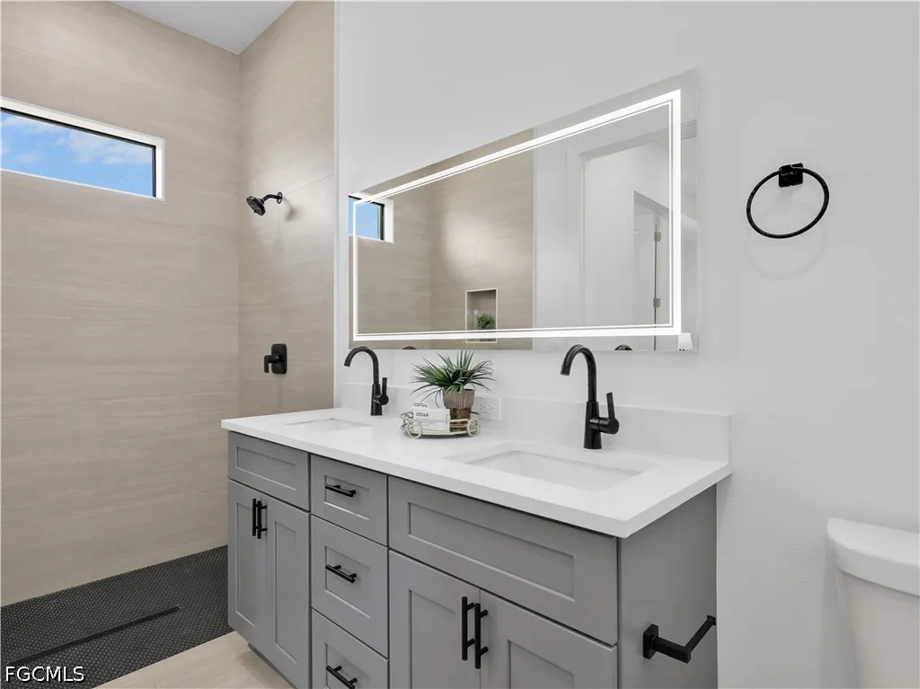 1704 NW 6th Place Cape Coral FL 33993