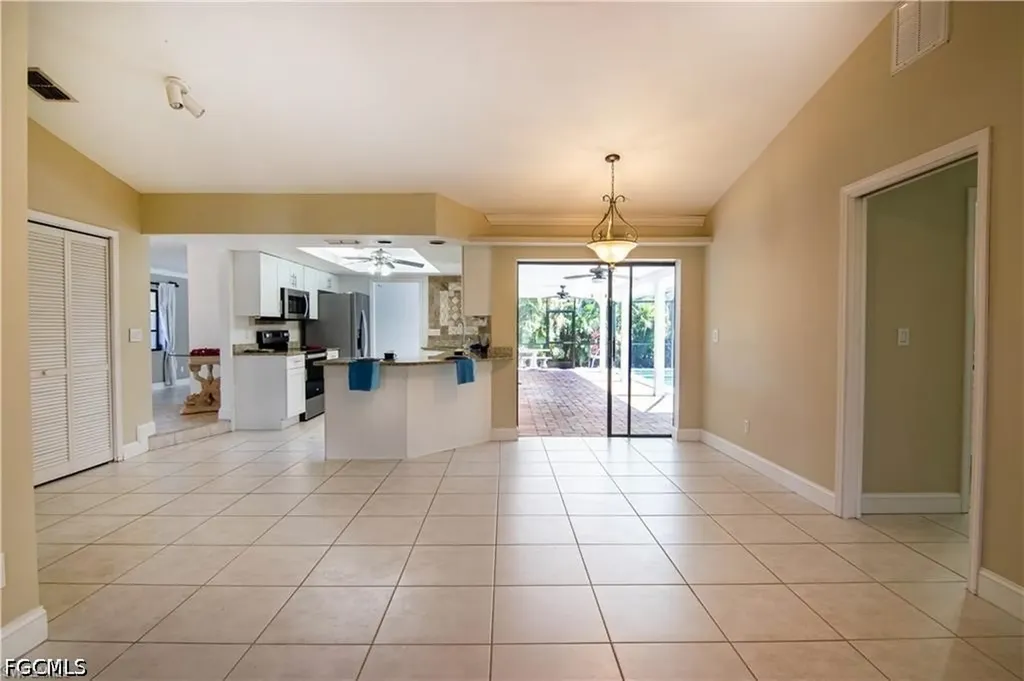 6113 Deer Run Fort Myers FL 33908