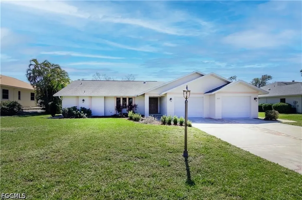 6113 Deer Run Fort Myers FL 33908