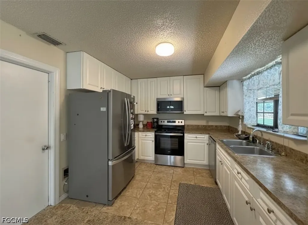 4005 E Sunflower Circle Labelle FL 33935