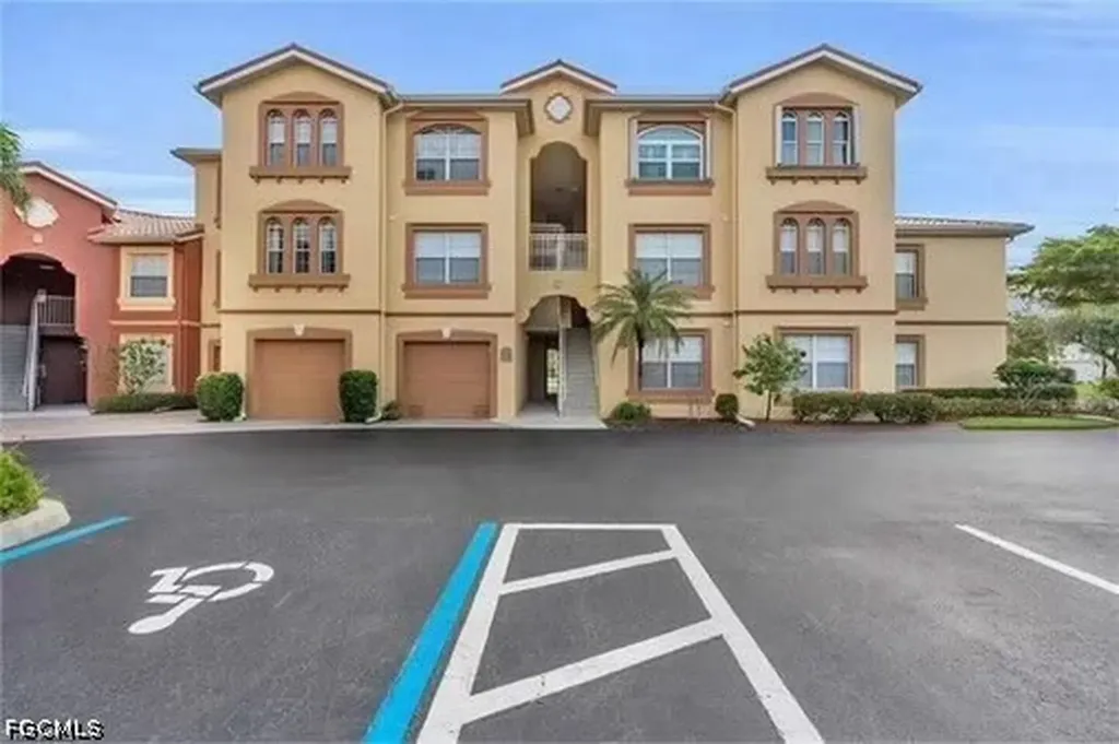 15645 Ocean Walk Circle Fort Myers FL 33908
