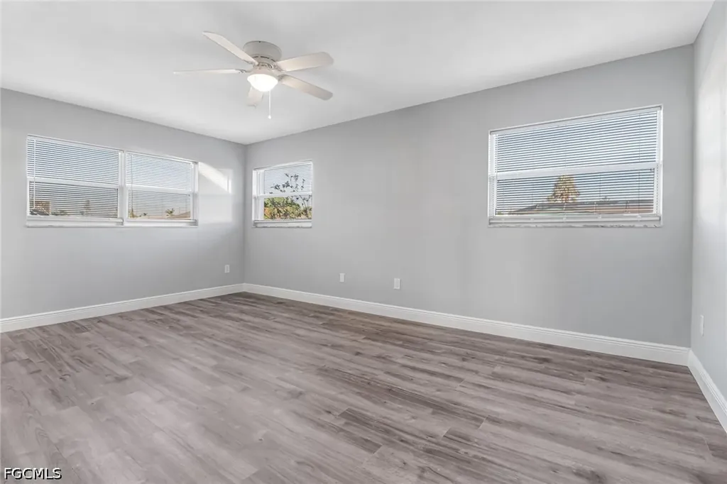 4312 S Bay Circle North Fort Myers FL 33903