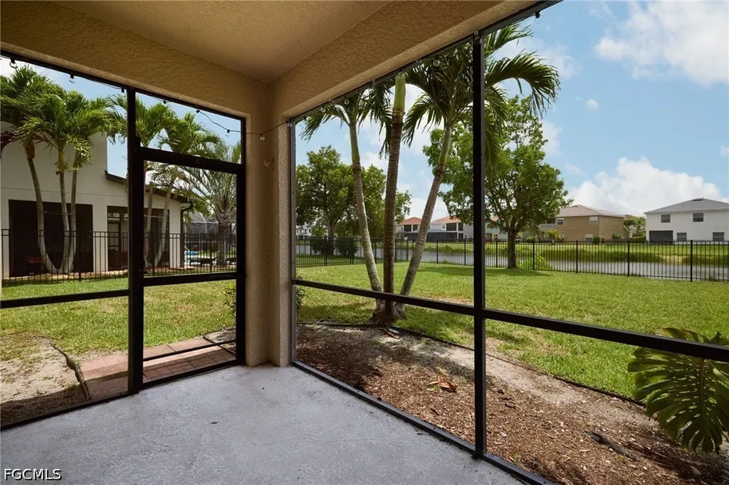 2059 Willow Branch Drive Cape Coral FL 33991