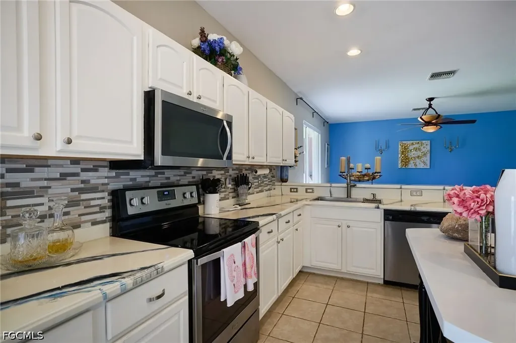 2059 Willow Branch Drive Cape Coral FL 33991