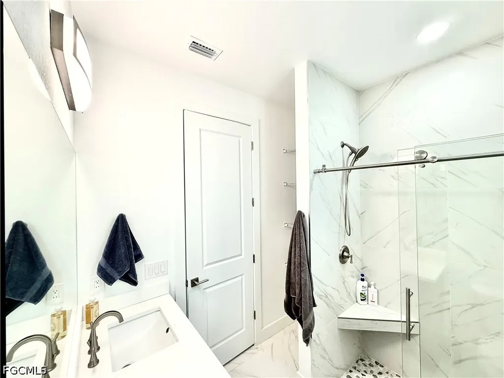 424 SW 26th Avenue Cape Coral FL 33991