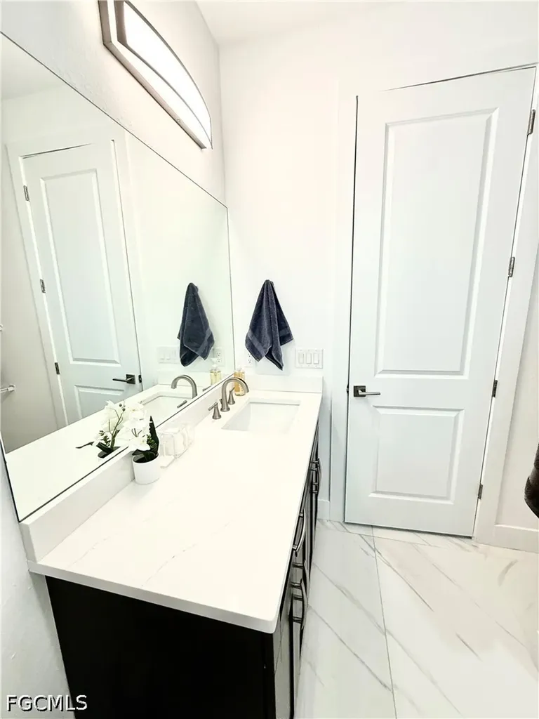 424 SW 26th Avenue Cape Coral FL 33991