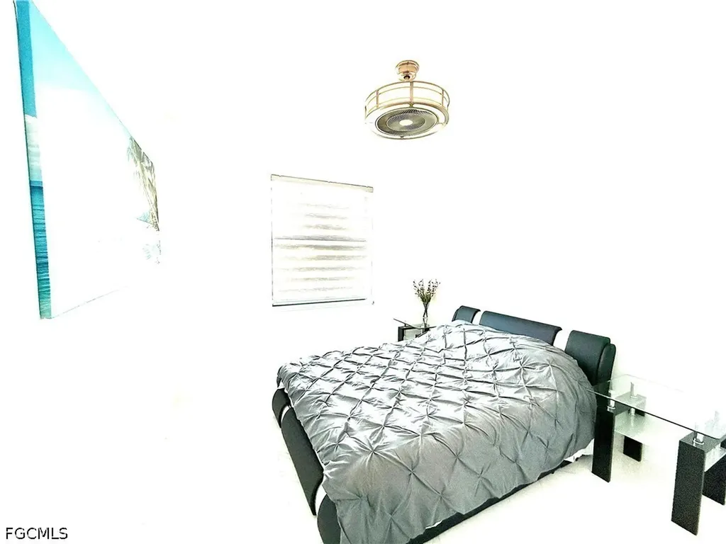 424 SW 26th Avenue Cape Coral FL 33991