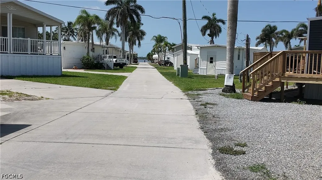 16970 Fishermans Cove Bokeelia FL 33922