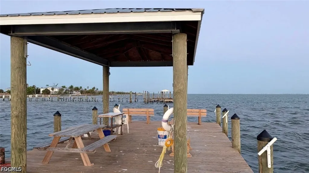 16970 Fishermans Cove Bokeelia FL 33922