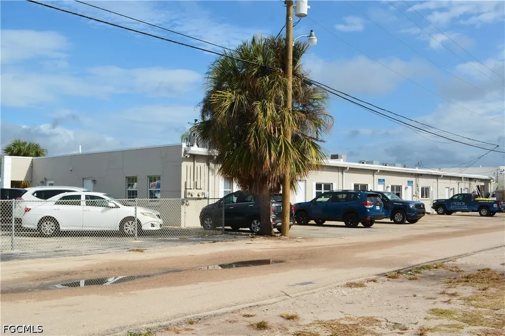 1314-1322 Lafayette Street Cape Coral FL 33904