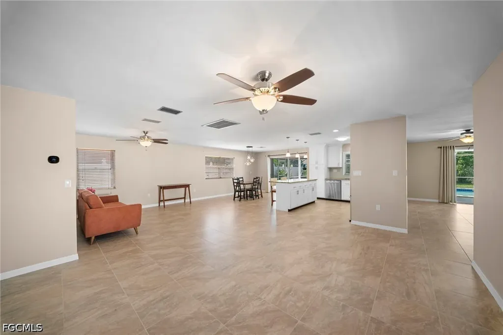 2456 Chandler Avenue Fort Myers FL 33907