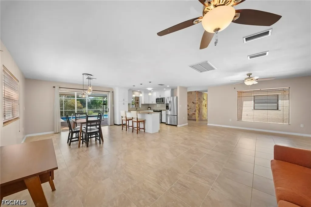 2456 Chandler Avenue Fort Myers FL 33907