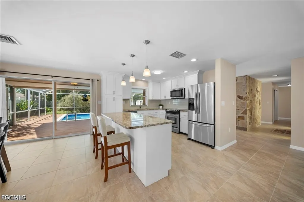 2456 Chandler Avenue Fort Myers FL 33907