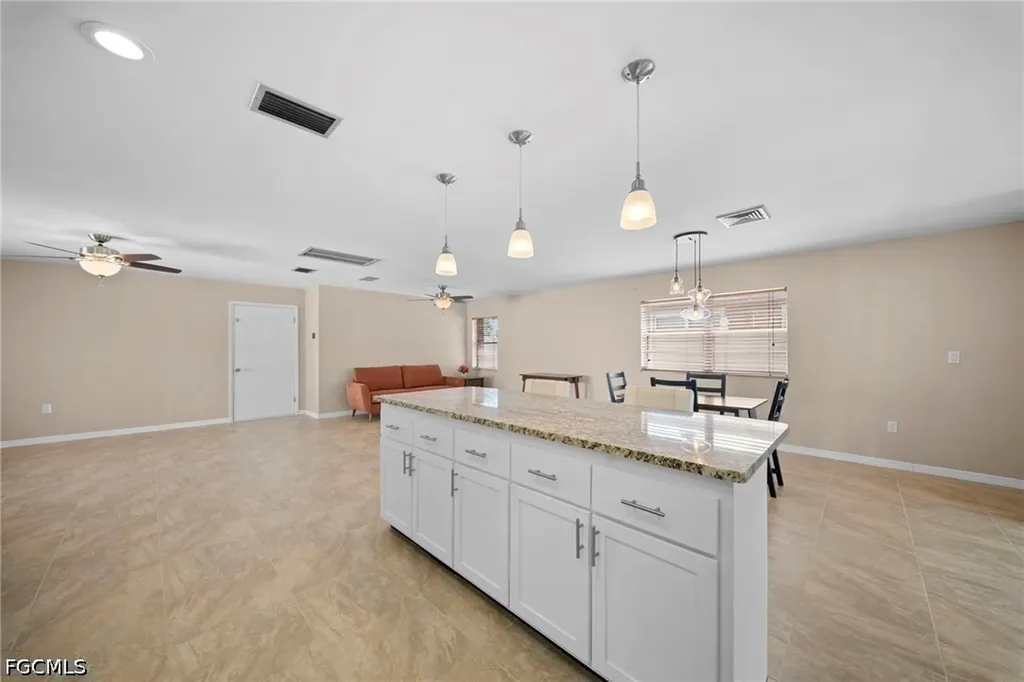 2456 Chandler Avenue Fort Myers FL 33907