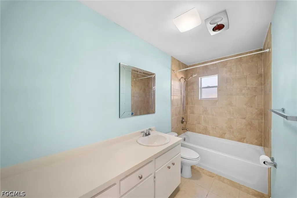 2456 Chandler Avenue Fort Myers FL 33907
